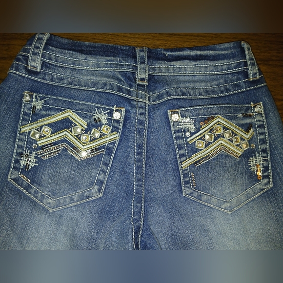 Contemporary Brand Size 2P Jeans - Picture 3 of 3